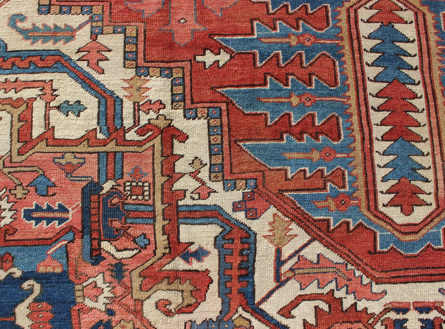 Over Size Antique Persian Serapi Rug with Stretched Geometric Medallion Over Size Antique Persian Serapi Rug with Stretched Geometric Medallion. Rug / M14 - 0302, Antique Serapi. This large oversize antique Persian Serapi was handcrafted during t... - Keivan Woven ArtsM14 - 0302 - 6260Rug
