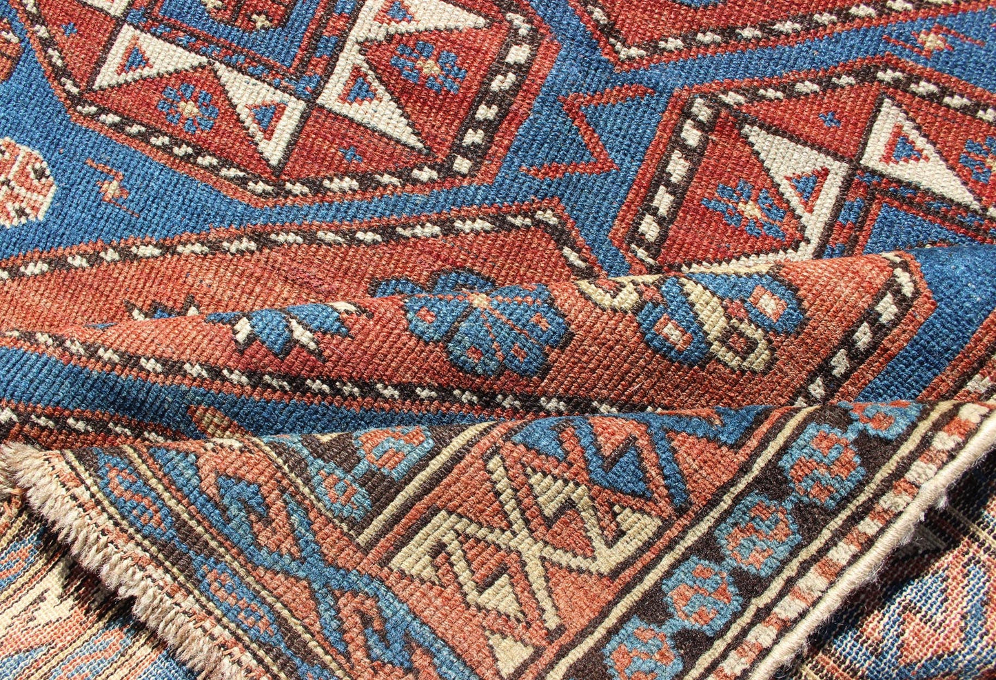 Antique Caucasian Shirvan Rug with Geometric Design in Brunt Orange and Blue. Keivan Woven Arts / rug 11 - 91002, country of origin / type: Caucus / Shirvan, circa 1890. Measures: 3'6 x 5'1. This stunning late 19th century antique Shirvan rug from ... - Keivan Woven ArtsM14 - 0905 - 5938Rug