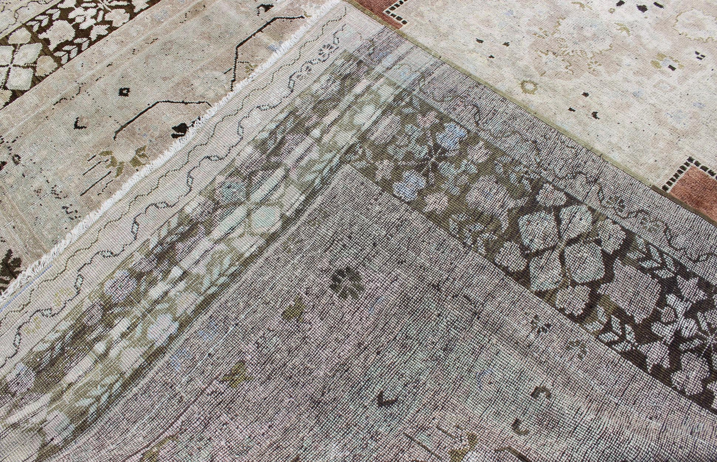 Vintage Turkish Oushak Rug with Geometric Central Medallion in Earth Tones Measures: 7' x 11'5 Country of Origin: Turkey; Type: Oushak; Design: Medallion, Tribal Medallion, Diamond Medallion; Keivan Woven Arts: rug NA - 63879;Vintage Tur... - Keivan Woven ArtsNA - 63879 - 1991Rug