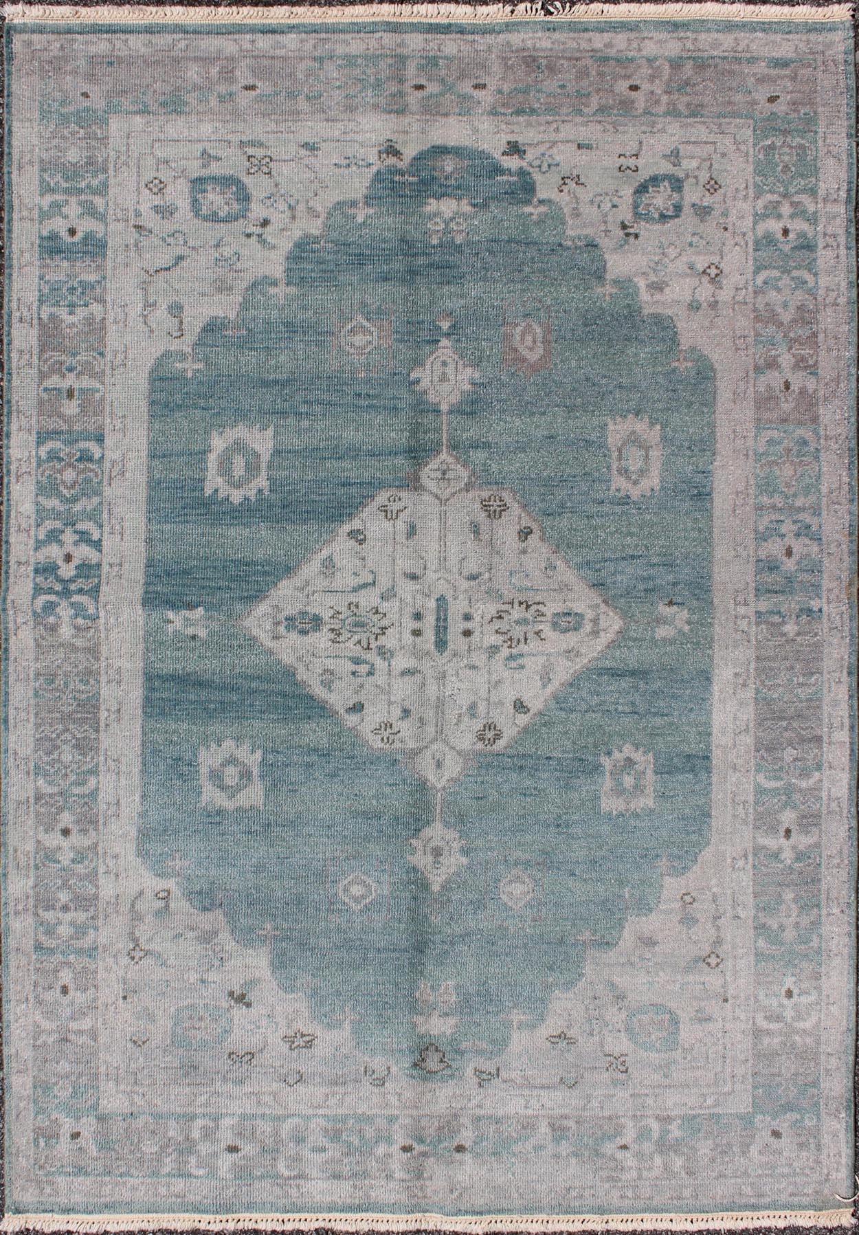 Modern Oushak Design in Silver and Sea - Foam Green Color Oushak Design Rug with Center Medallion, Keivan Woven Arts rug OB - 9261247 - 0131046, country of origin / type: India / Oushak. Measures: 4' x 6'. This hand knotted Oushak rug fe... - Keivan Woven ArtsOB - 9261247 - 0131046 - 3950Rug
