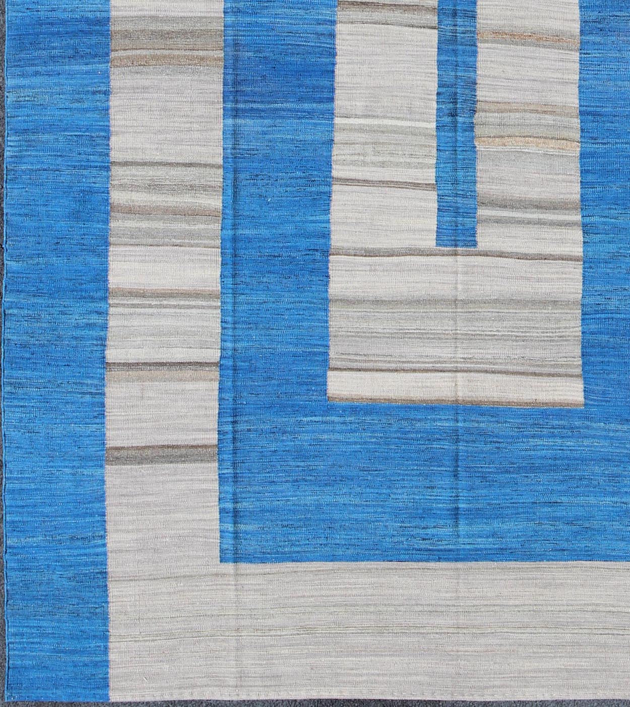 Keivan Woven Arts, Orn - 31251, Modern Kilim Blue & Gray Fine Weave Kilim Rug. Keivan Woven Arts This Afghan Kilim rug with large modern pattern in Cobalt blue and gray, rug orn - 31251, country of origin / type: Afghanistan / Kilim. This Afghan Kili... - Keivan Woven ArtsORN - 31251 - 5237Rug