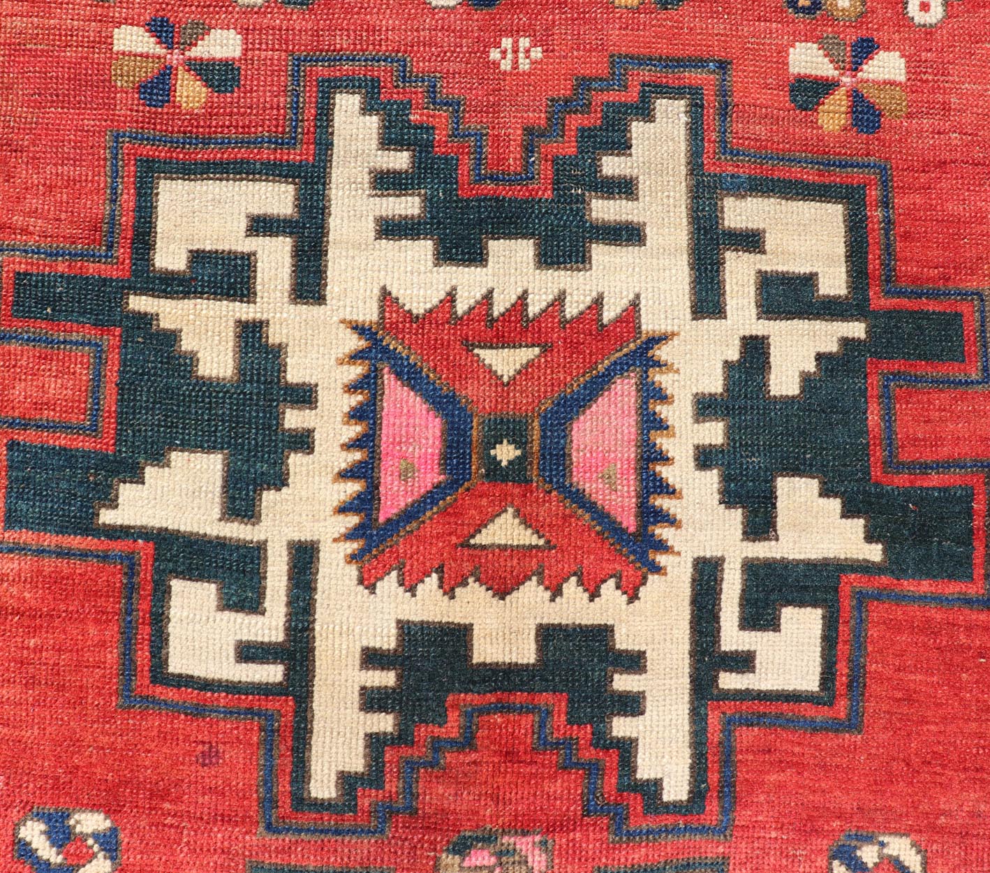 Antique Caucasian Kazak Rug with Sub - Geometric Star Medallions Design Keivan Woven Arts / rug R20 - 0809, country of origin / type: Caucasus / Kazak, circa Late - 19th Century. Antique Caucasian Kazak Rug with Sub - Geometric Medallions Design. Measures: ... - Keivan Woven ArtsR20 - 0809 - 13180
