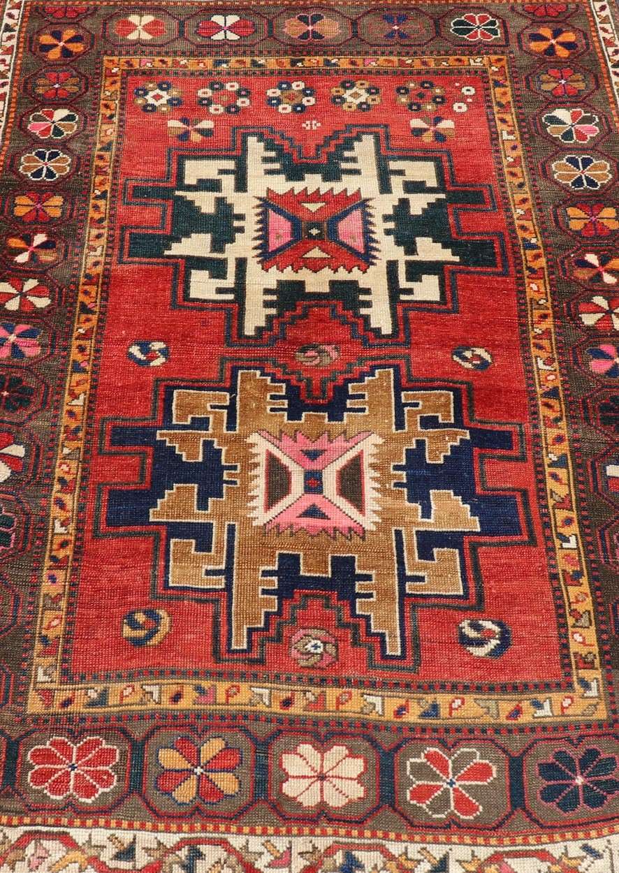 Antique Caucasian Kazak Rug with Sub - Geometric Star Medallions Design Keivan Woven Arts / rug R20 - 0809, country of origin / type: Caucasus / Kazak, circa Late - 19th Century. Antique Caucasian Kazak Rug with Sub - Geometric Medallions Design. Measures: ... - Keivan Woven ArtsR20 - 0809 - 13180