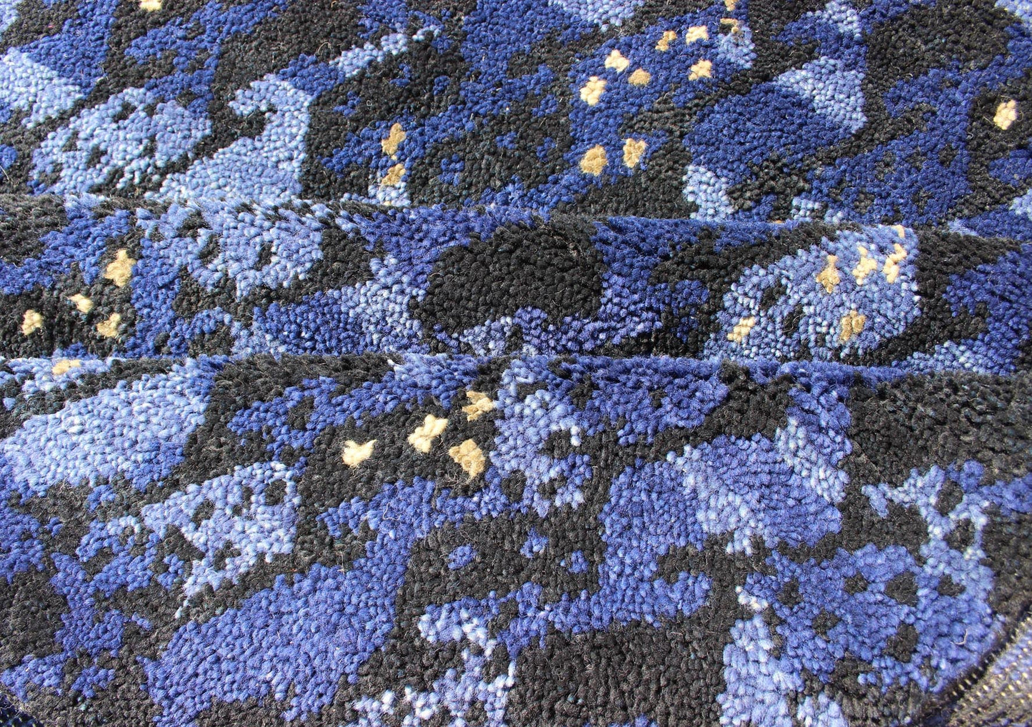 Modern Scandinavian/Swedish Geometric Design Rug by Keivan Woven Arts. rug RJK - 19410 - SHB - 121 - PILE, Keivan Woven Arts / country of origin / type: India / Scandinavian piled/flat weave rug Measures: 9'2 x 11'10. This Scandinavian Pile rug is inspir... - Keivan Woven ArtsRJK - 19410 - SHB - 121 - PILE - 1921Rug