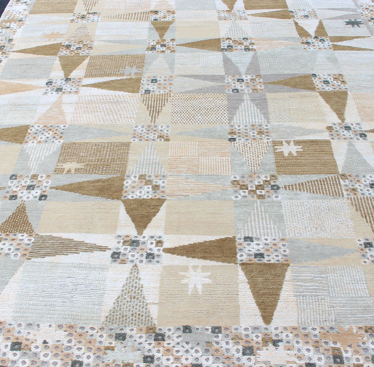 Keivan Woven Arts Piled Modern Scandinavian/Swedish Design Rug In Neutral Tones. Keivan Woven Arts / rug RJK - 29646, country of origin / type: India / Scandinavian piled rug. Measures: 9'0 x 12'0 This Scandinavian Pile rug is inspired by the wor... - Keivan Woven ArtsRJK - 29646 - A2121A - 13926