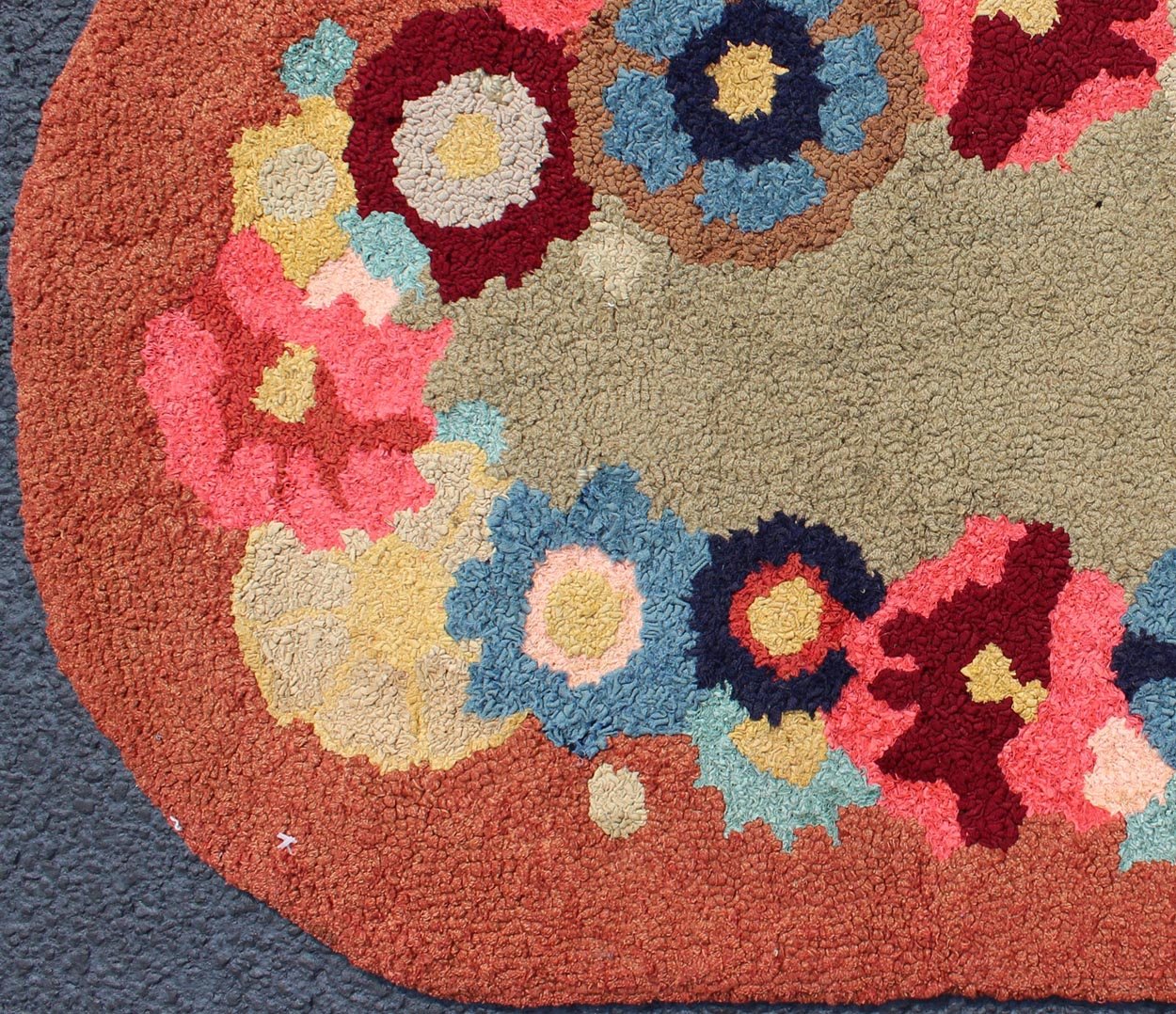 Vintage Oval American Hooked Rug With Large Flower Design Keivan Woven Arts - Oval shape American Hooked rug with large flower design, rug S12 - 1206, country of origin / type: United States / Hooked, circa 1950 This colorful American Hooked rug... - Keivan Woven ArtsS12 - 1206 - 4056Rug