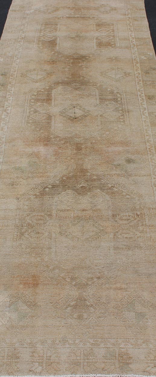 Hand Knotted Vintage Turkish Runner in Earth Tones & Light Brown in Medallions tan, sand, taupe and light brown. Keivan Woven Arts / rug TU - ALK - 3585, country of origin / type: Turkey / Kars, circa 1940. Turkish runner in Earth tones, light brown... - Keivan Woven ArtsTU - ALK - 3585 - 12096Rug