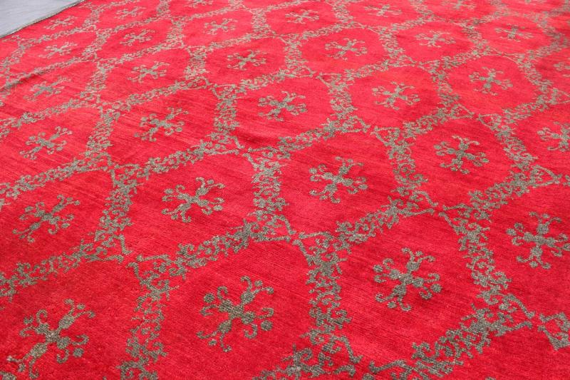 Vintage Turkish Konya Carpet with Cross Design and Bright Red Background Measures: 6'11'' x 9'1''. This unique Turkish Oushak carpet features an all - over design of vibrant cross shapes, surrounded by frames of connecting floral motifs and set... - Keivan Woven ArtsTU - MTU - 4632 - 7743Rug