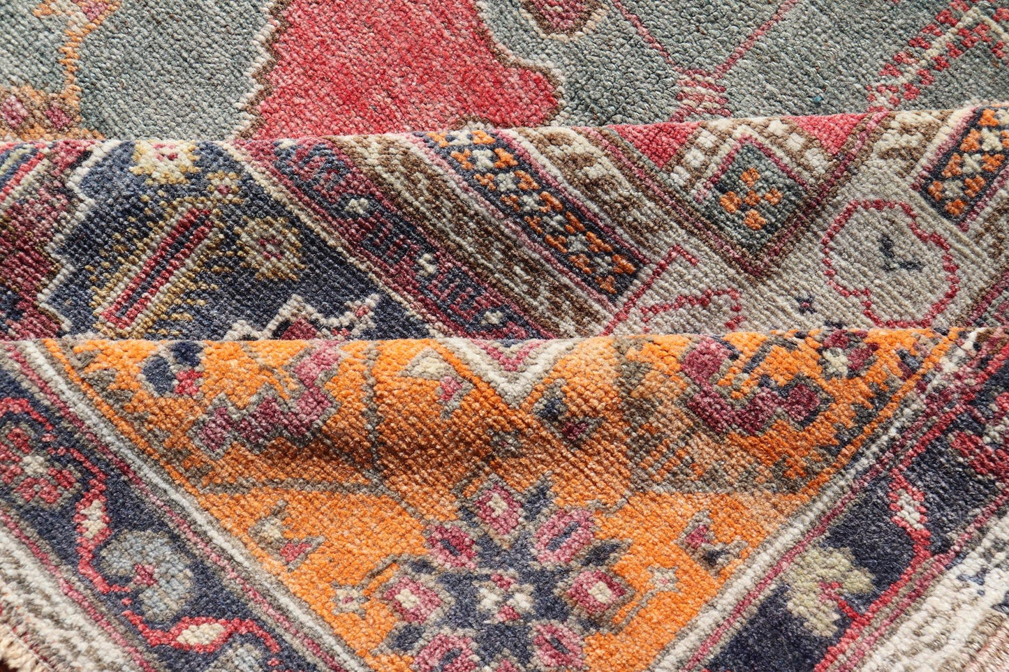 Vintage Turkish Oushak Rug Medallion Design in Red, Gray, and Orange. Measures: 5'7 x 9'11 Vintage Turkish Oushak Rug Medallion Design in Red, Gray, and Orange. Keivan Woven Arts / rug TU - MTU - 4658, country of origin / type: Turkey / Oushak, circ... - Keivan Woven ArtsTU - MTU - 4658 - 22009Rug