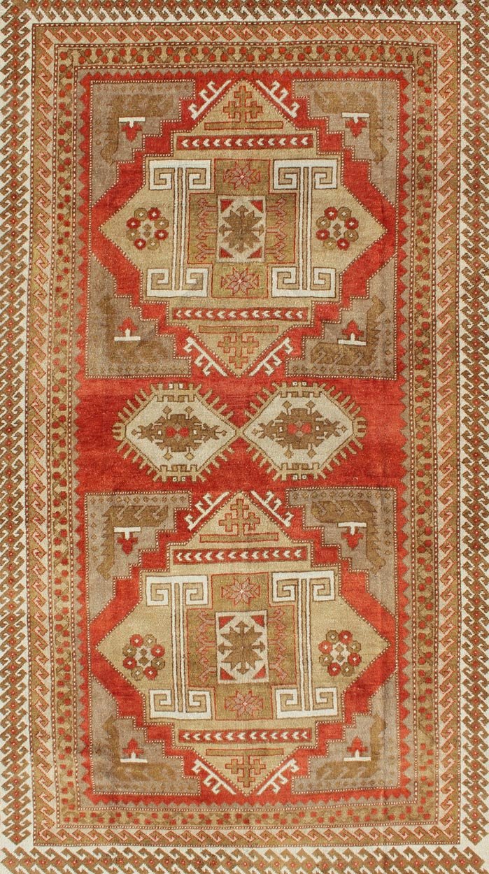 Geometric Design Vintage Turkish Oushak Rug in Beautiful Soft Red and Green Red tribal medallion design Oushak vintage rug from Turkey, rug tu - mtu - 4933, country of origin / type: Turkey / Oushak, circa 1930. Keivan Woven Arts This magnif... - Keivan Woven ArtsTU - MTU - 4933 - 11769Rug