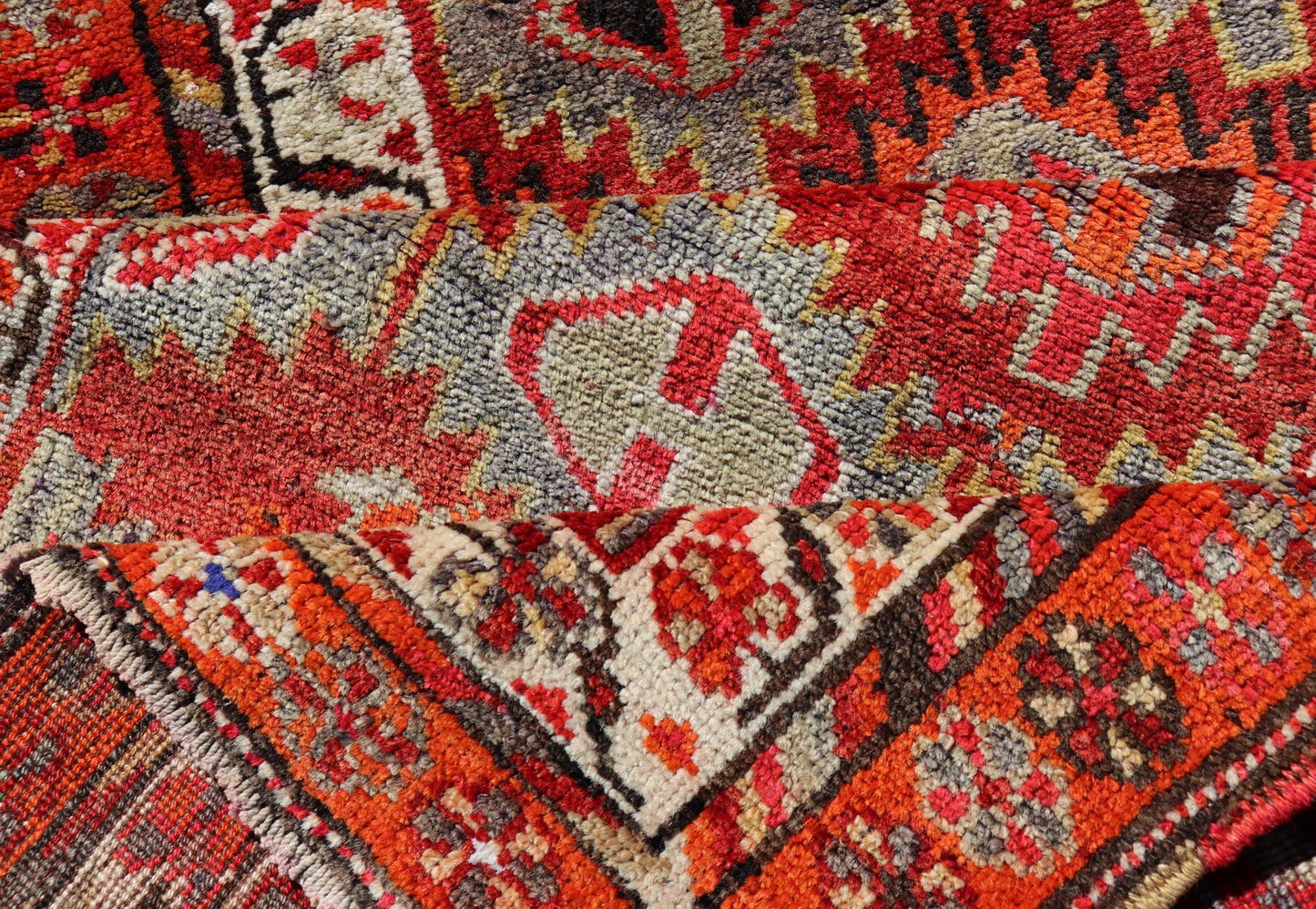 Measures: 2'11 x 9'10 Vintage Turkish Runner with All - Over Diamond Kurdish Design in Multi - Colors. Keivan Woven Arts / rug TU - NED - 4693, country of origin / type: Turkey / Oushak, circa 1950. This beautiful vintage Oushak runner from 1960s Turkey... - Keivan Woven ArtsTU - NED - 4693 - 22135Rug