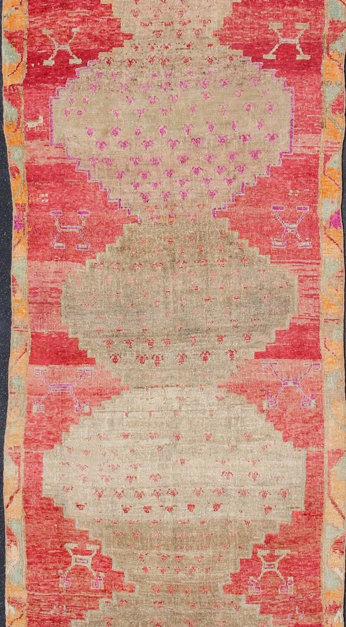 Vibrant Turkish Vintage Runner in Faded Red, Coral, Orange, Pink and Green kwarugs Turkish runner with bright colors, rug tu - trs - 176025, Keivan Woven Arts / country of origin / type: Turkey / Oushak, circa 1950 This fun and vibrant Oushak... - Keivan Woven ArtsTU - TRS - 176025 - 11451Rug