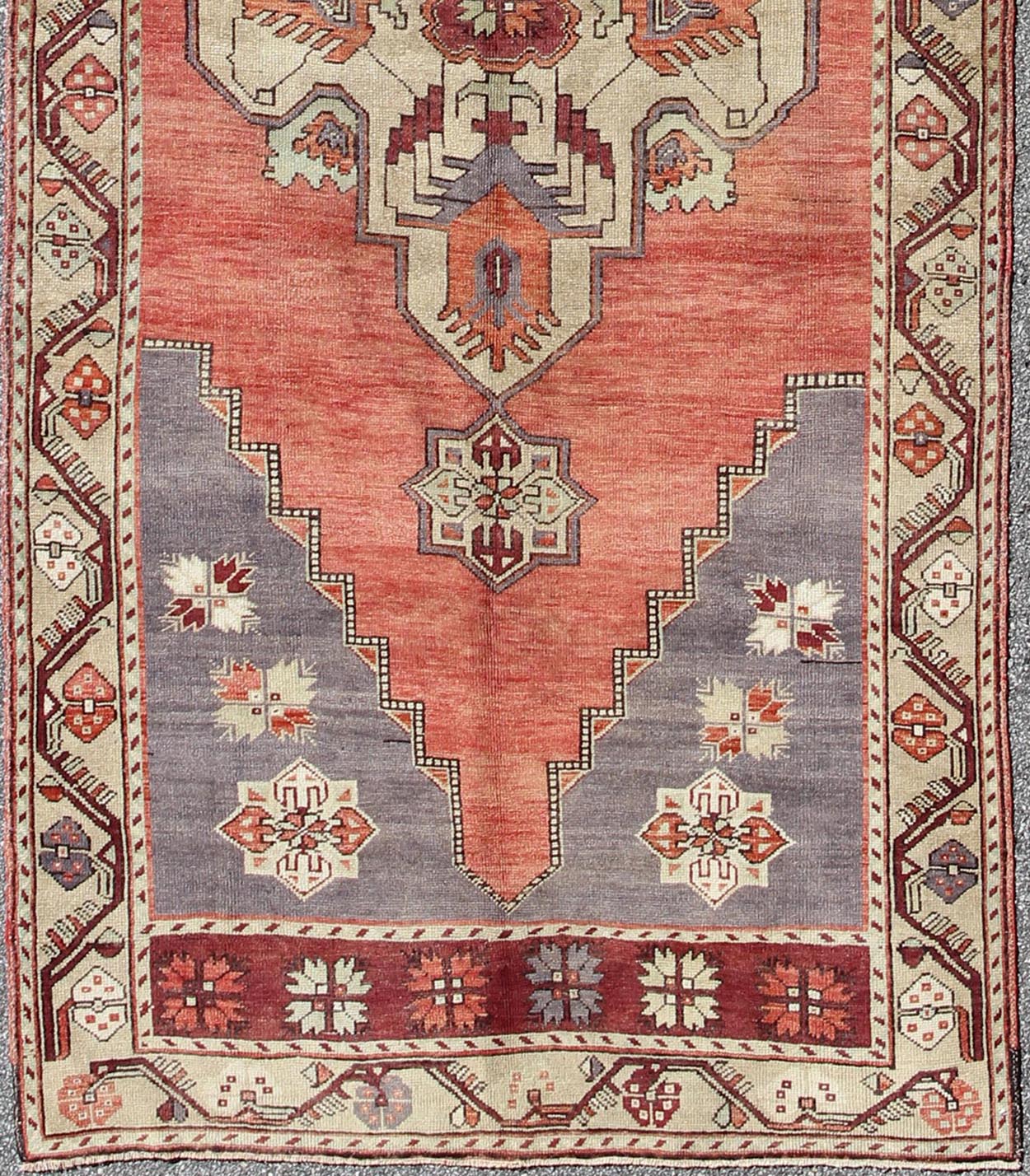 Vintage Turkish Oushak Gallery runner with geometric dual medallions in red, gray, ivory, rug Keivan Woven Arts/ rug/ TU - TRS - 34561, country of origin / type: Turkey / Oushak, circa 1940 Measures: 4'11 x 14'7. This Turkish gallery runner ... - Keivan Woven ArtsTU - TRS - 34561 - 5864Rug