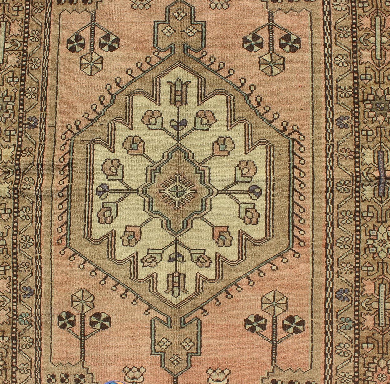 Peach Colored Floral Vintage Turkish Oushak Medallion Rug With Multiple Ornate Borders. Keivan Woven Arts / rug TU - TRS - 95019, country of origin / type: Turkey / Oushak, circa 1940 This vintage Turkish Oushak rug features an intricately beautiful... - Keivan Woven ArtsTU - TRS - 95019 - 3886Rug