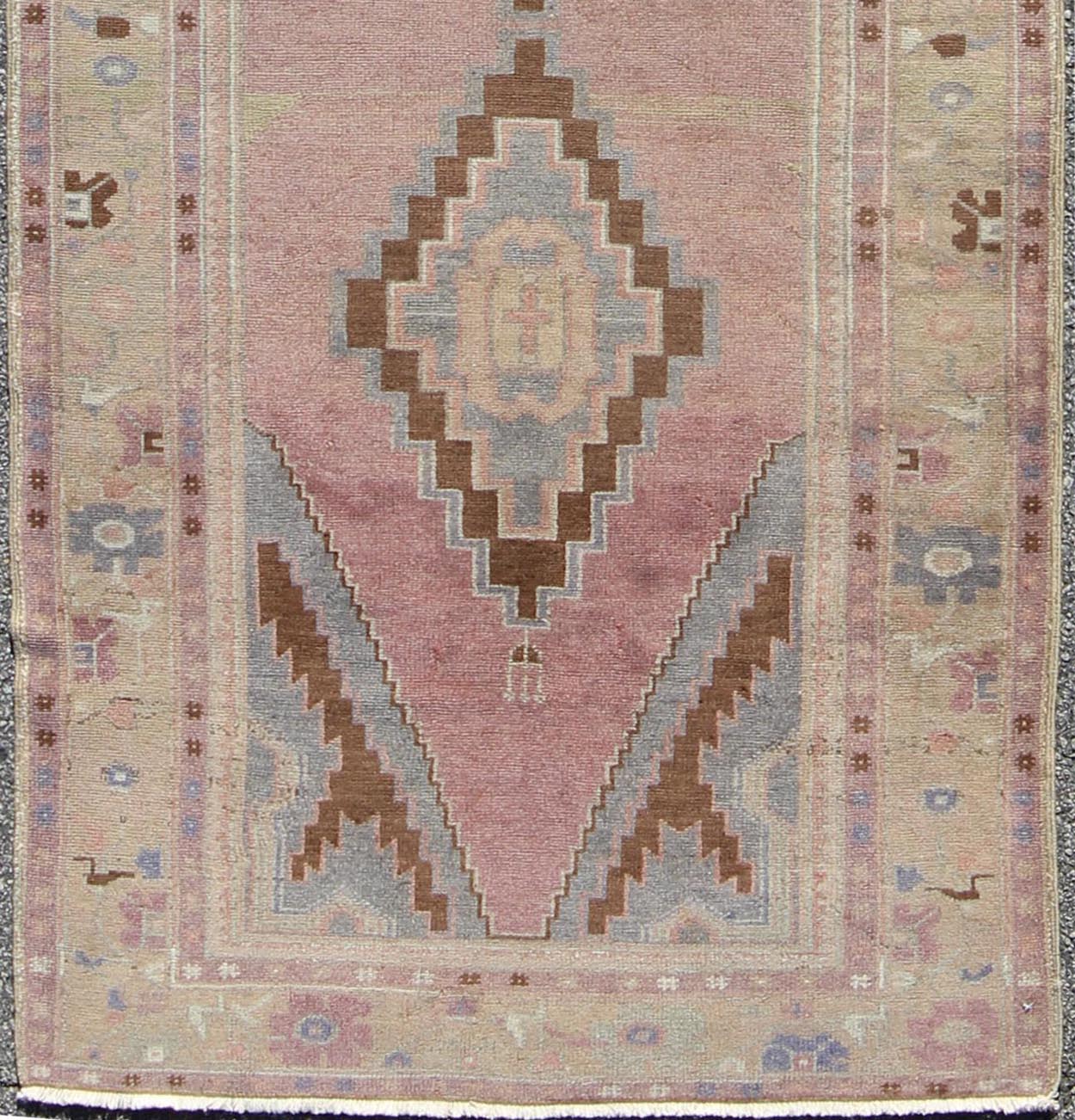 Midcentury Turkish Oushak rug with diamond medallions in lavender, pink, brown, cream and blue rug tu - ugu - 136009, country of origin / type: Turkey / Oushak, circa 1950. This beautiful vintage Oushak runner from 1950s Turkey features a geometric ... - Keivan Woven ArtsTU - UGU - 136009 - 4672Rug