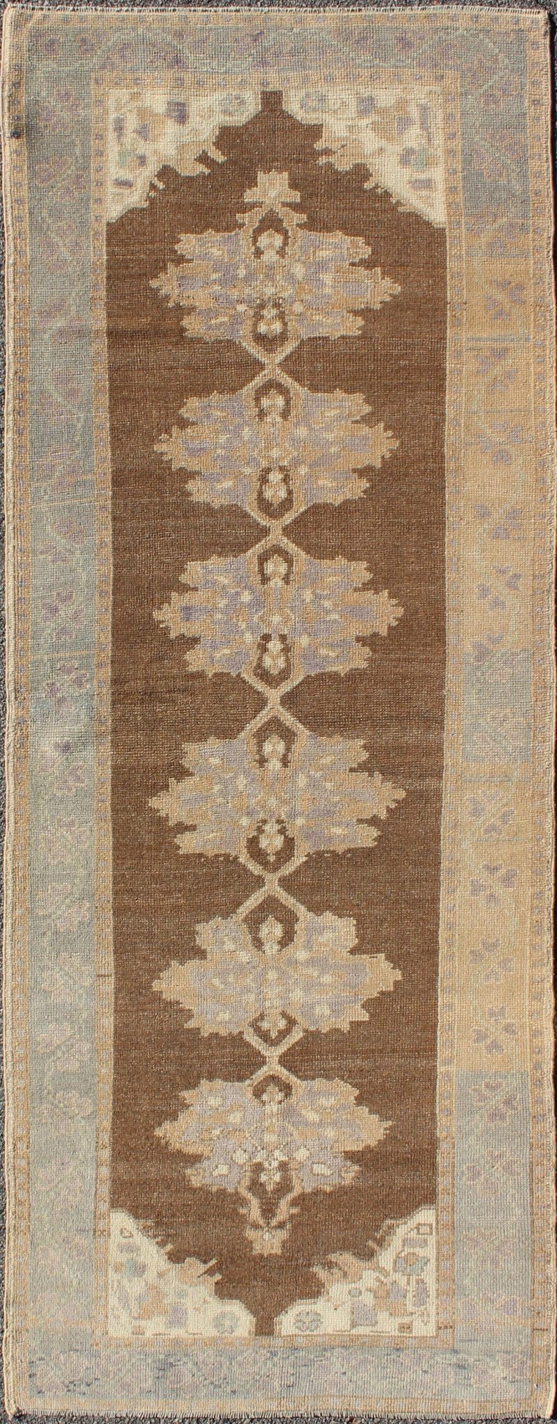 Earth - Tone Vintage Turkish Oushak Runner with Blossom Medallion Design kwarugs Brown - tone blossom Medallion design Oushak vintage Turkish runner, rug tu - ugu - 3342, country of origin / type: Turkey / Oushak, circa 1940 This beautiful vintag... - Keivan Woven ArtsTU - UGU - 3342 - 5880Rug