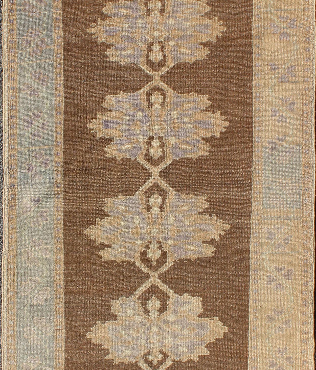 Earth - Tone Vintage Turkish Oushak Runner with Blossom Medallion Design kwarugs Brown - tone blossom Medallion design Oushak vintage Turkish runner, rug tu - ugu - 3342, country of origin / type: Turkey / Oushak, circa 1940 This beautiful vintag... - Keivan Woven ArtsTU - UGU - 3342 - 5880Rug