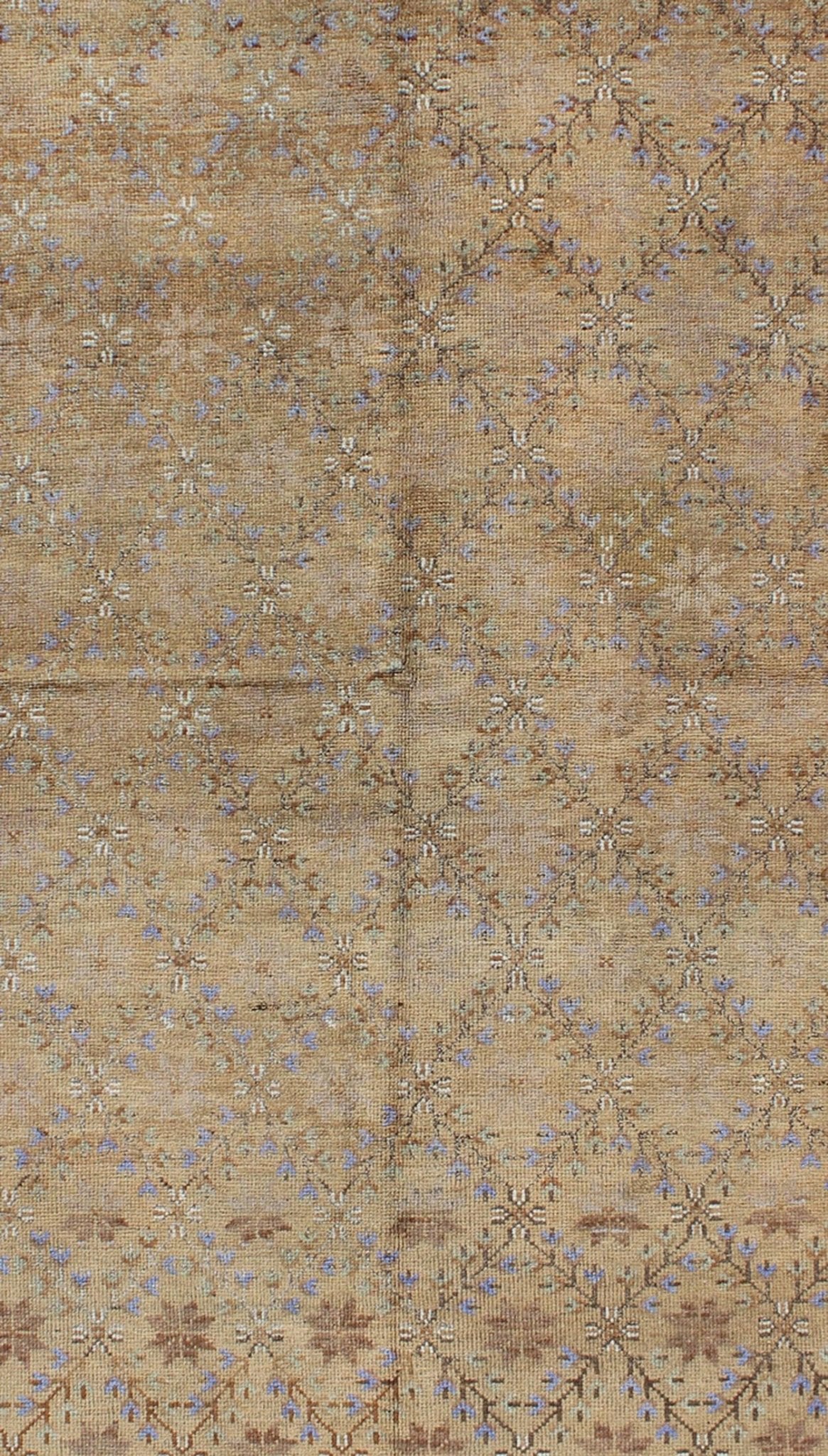 Turkish Vintage Oushak Rug With All - Over Design and Neutral Colors; Tan, Taupe and Purple. Turkish Oushak Rug with All - Over Design and Neutral Colors. Keivan Woven Arts / Rug TU - UGU - 3349, country of origin / type: Turkey / Oushak, circa mid - 20th Centur... - Keivan Woven ArtsTU - UGU - 3349 - 5892Rug