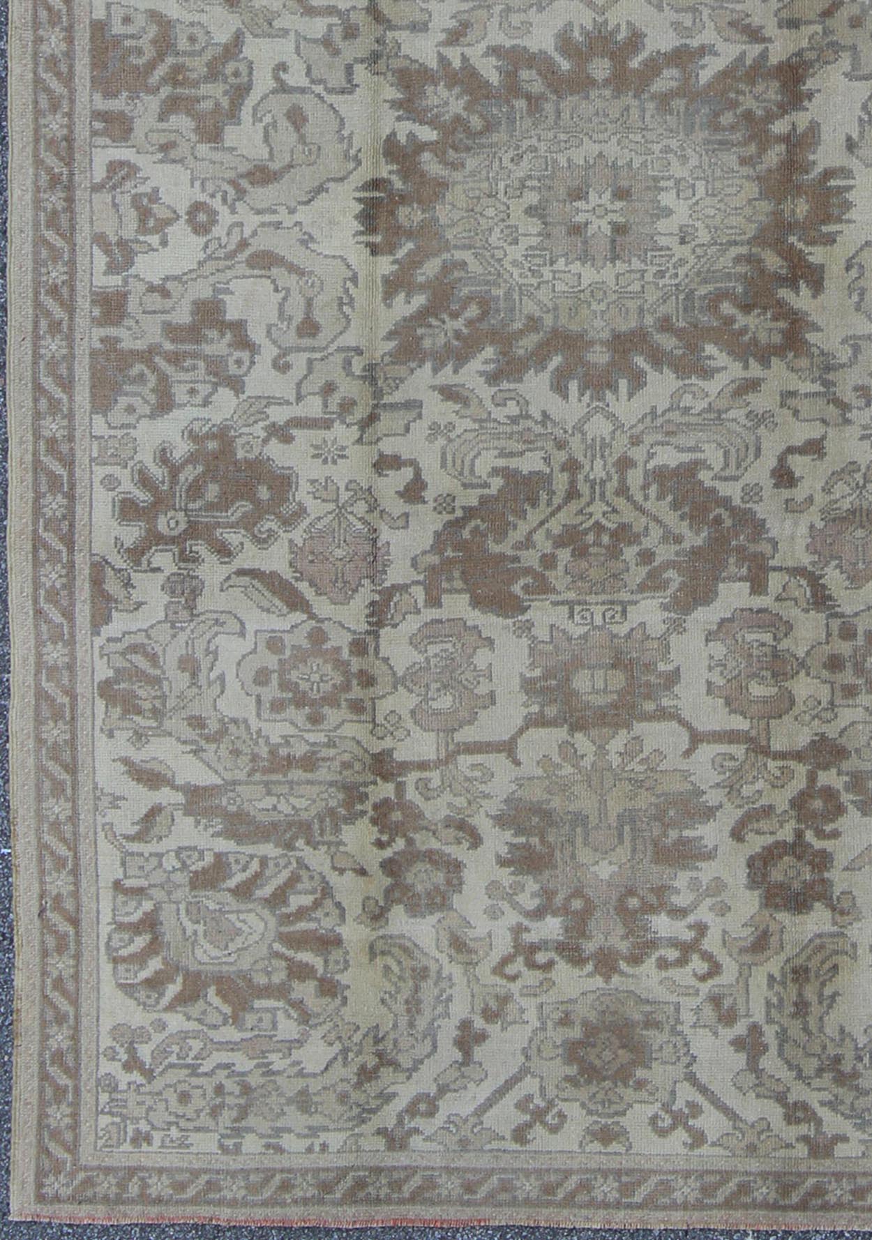 Earth Tone Vintage Turkish Oushak Rug with All - Over Floral Design kwarugs All - over blossoming floral design rug in brown, taupe, and ivory, rug tu - ugu - 3400, country of origin / type: Turkey / Oushak, circa 1940 This vintage Turkish Oushak... - Keivan Woven ArtsTU - UGU - 3400 - 6231Rug
