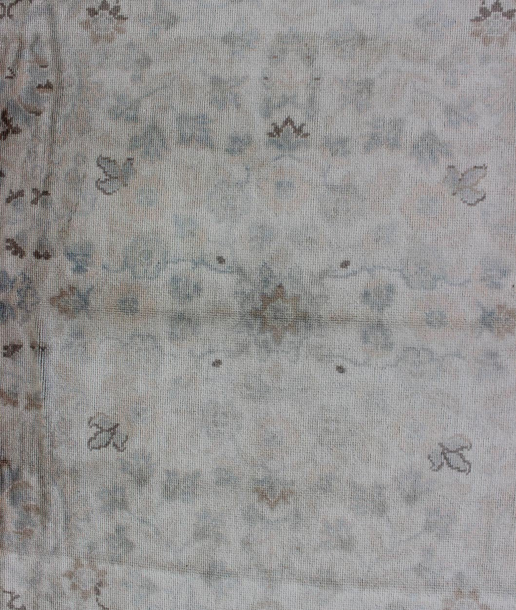 Neutral Vintage Turkish Oushak Rug with Floral Design and Medallions Measures: 6'0 x 9'9 Country of Origin: Turkey Type: Oushak Design: All - Over, Floral, Arabesque Keivan Woven Arts rug TU - VEY - 4611 Persian Rug, Authentic Persian Rug, Tur... - Keivan Woven ArtsTU - VEY - 4611 - 7917Rug