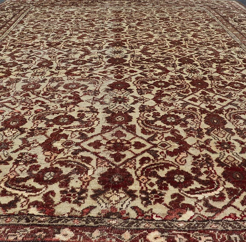 Antique Turkish Sivas Rug with Tan Background and Maroon, Eggplant, Brown Color. Stylized antique Turkish Sivas rug with Ivory background and maroon, Eggplant, Brown Colors rug V21 - 0601, country of origin / type: Turkey / Sivas, circa 1920 S... - Keivan Woven ArtsV21 - 0601 - 16498Rug