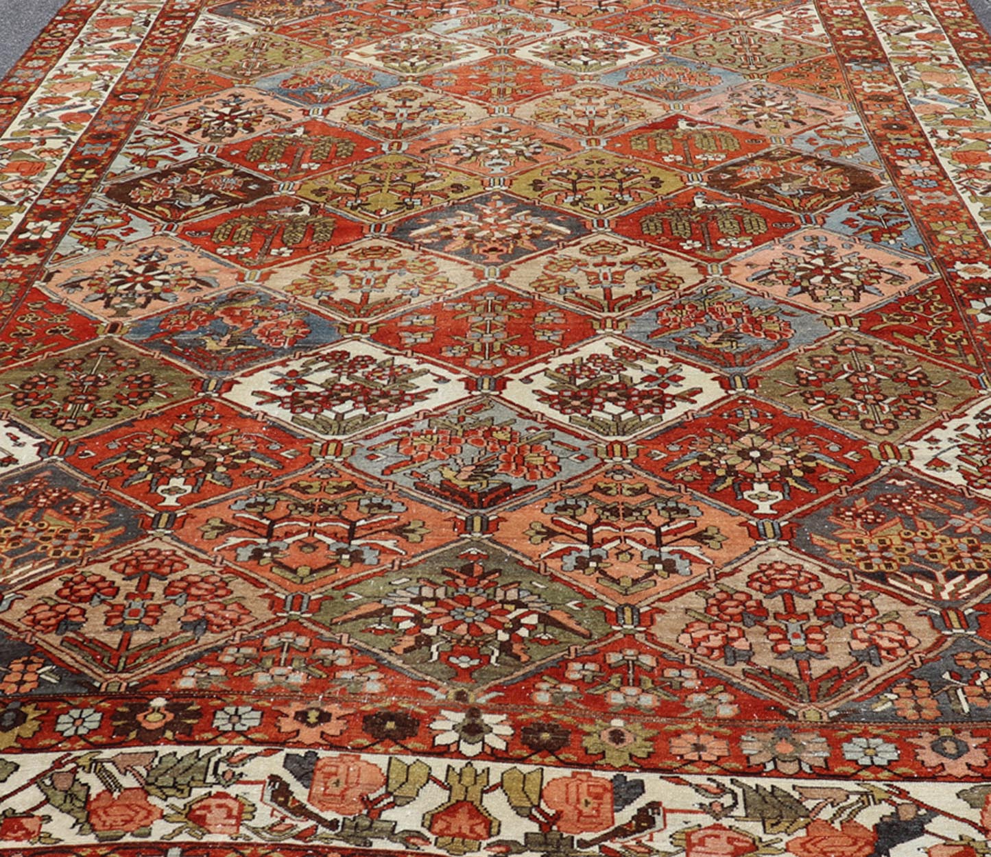 Measures: 12'1 x 18'0 Large Antique Bakhtiari Rug with Diamond Garden Design Keivan Woven Arts. rug W22 - 0801, Keivan Woven Arts country of origin / type: Iran / Bakhtiari, circa 1900. This magnificent Antique Bakhtiari Rug features an al... - Keivan Woven ArtsW22 - 0801 - 21221Rug