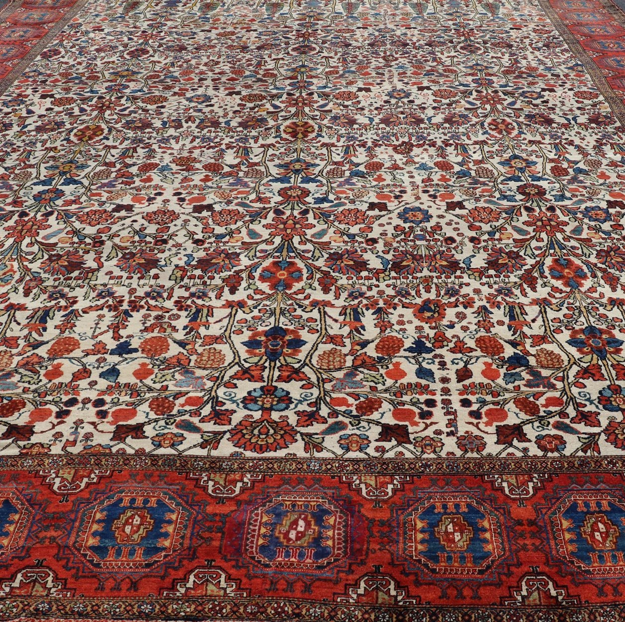 Very Fine weave Bakhtiari perhaps commissioned rug with more Faraghan weave - Keivan Woven ArtsX23 - 0305 - 278 - 23536Rug