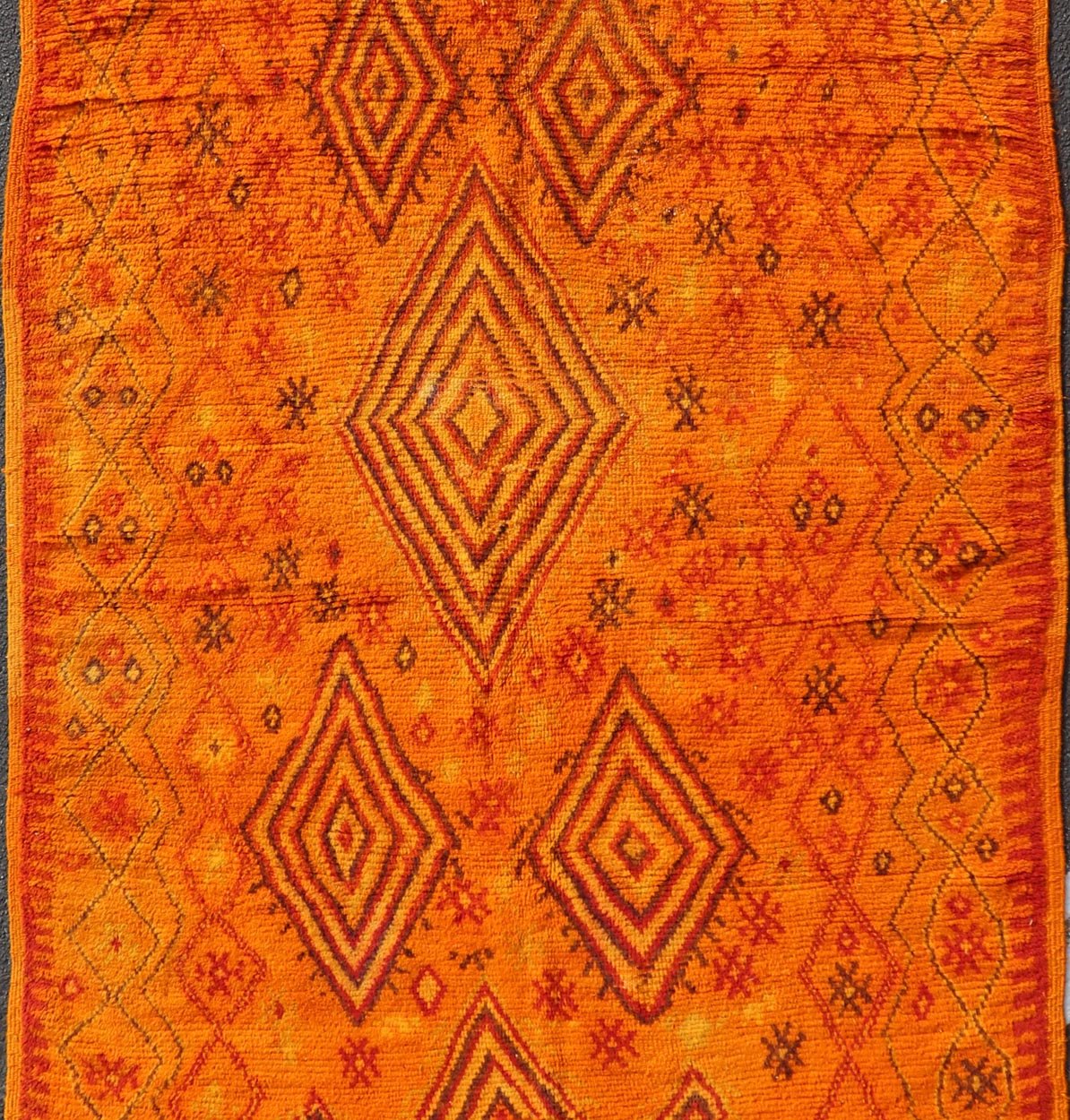 Large Vintage Moroccan Gallery Rug with Tribal Design Keivan Woven Arts. rug X23 - 0311, country of origin / type: Morocco / Tribal, circa Mid - 20th Century. Measures: 5'1 x 9'7 This gorgeous vintage Moroccan carpet from the Mid - 20th century di... - Keivan Woven ArtsX23 - 0311 - 25660Rug
