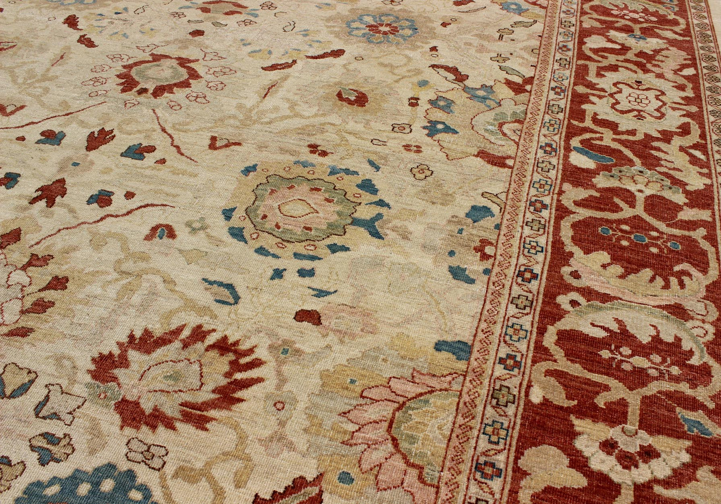 Vintage Persian Sultanabad Rug, country of origin / type: Iran / Sultanabad, circa Late - 20th Century. Measures: 11'1 x 14'6. This beautiful and large vintage Persian Sultanabad rug displays a gorgeous, all - over sub - geometric design paire... - Keivan Woven ArtsZI - 5019 - 12978Rug