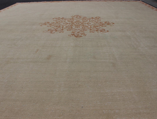 Vintage Large Moroccan Rug with Blossom Design in Ivory Background & Light brown. Vintage Large Moroccan Rug with Blossom Design in Ivory Background & Light Brown. Vintage large Moroccan rug with small central medallion and minimalist design in ... - Keivan Woven Arts13 - 0401 - 4182Rug