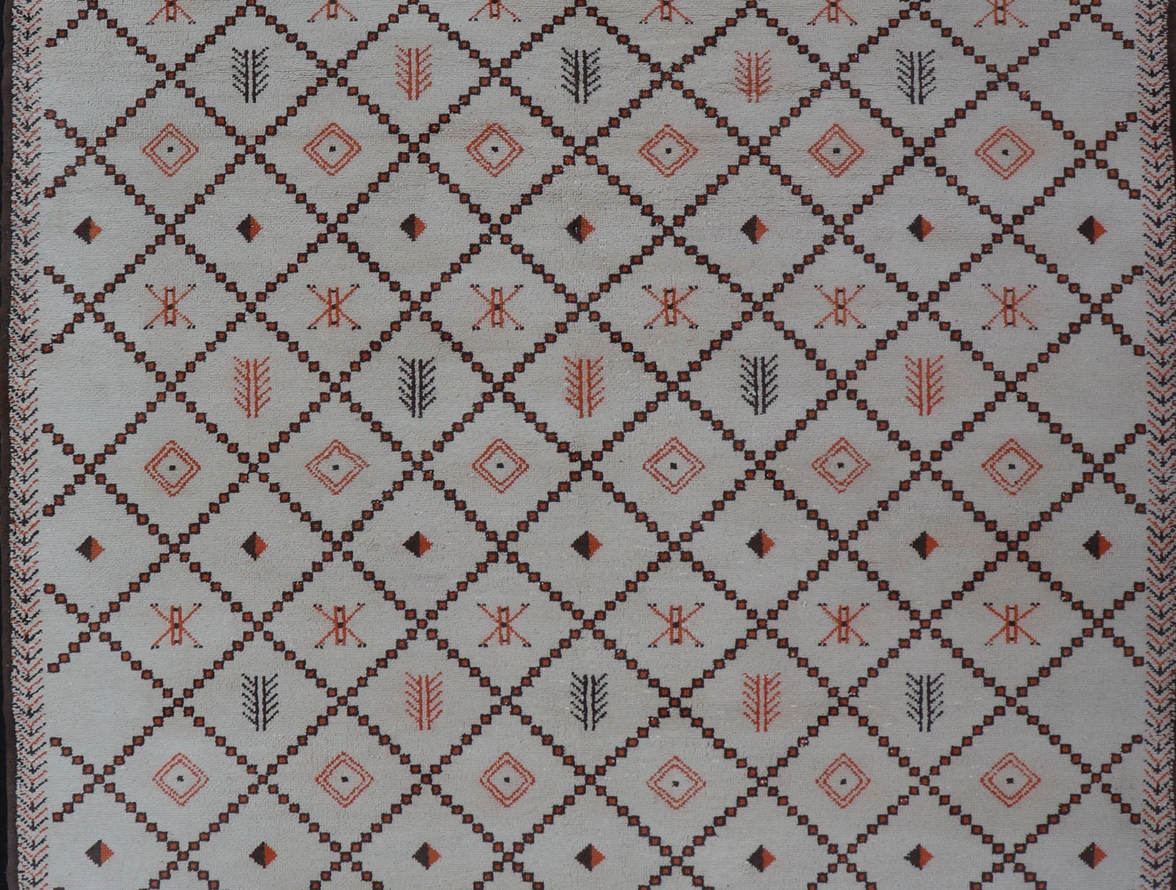 Large Vintage Moroccan Rug in Diamond Design With Ivory, Orange, and Brown Outlines. Keivan Woven Arts / Rug / 13 - 0505, Mid - 20th Century Morocco. This Moroccan rug has an all - over geometric pattern with brown and orange outlines. The colors... - Keivan Woven Arts13 - 0505 - 4210Rug