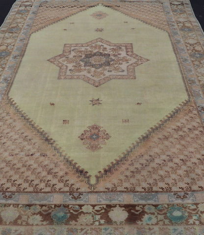 Large Vintage Moroccan Rug with Star Medallion in Light Green, Vintage large Moroccan Rug with Star Medallion in Light Green, large vintage Moroccan Green and brown color Large Vintage Moroccan Rug with Star Medallion. Large vintage Moroccan r... - Keivan Woven Arts13 - 0513 - 4232Rug