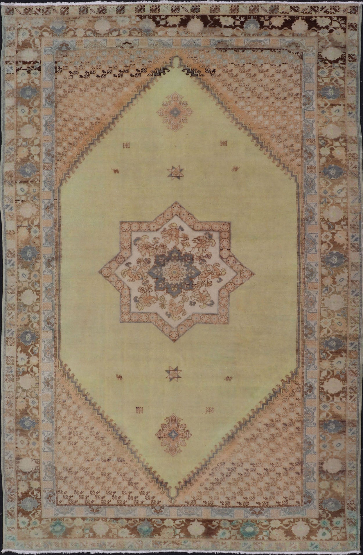 Large Vintage Moroccan Rug with Star Medallion in Light Green, Vintage large Moroccan Rug with Star Medallion in Light Green, large vintage Moroccan Green and brown color Large Vintage Moroccan Rug with Star Medallion. Large vintage Moroccan r... - Keivan Woven Arts13 - 0513 - 4232Rug