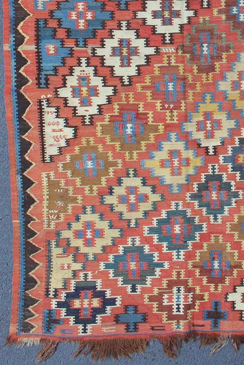Antique Caucasian Kuba Kilim with All - Over Diamond Design in Rust & Blue Colors Antique Caucasian Kuba Kilim, rug 13 - 0919, country of origin / type: Caucasus / Kilim, circa Early - 20th Century. Measures: 4'8 x 9'3. This colorful ant... - Keivan Woven Arts13 - 0919 - 4808Rug
