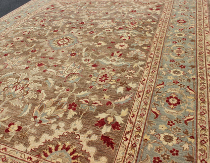 Large Sultanabad Design Vintage Rug with Florals in Brown, Lt. Blue & Red, Sultanabad Design Rug with Traditional Floral Design Sultanabad Design Rug, rug 16 - 0307, country of origin / type: Pakistan / Sultanabad This Sultanabad rug from ... - Keivan Woven Arts16 - 0307 - 7353Rug