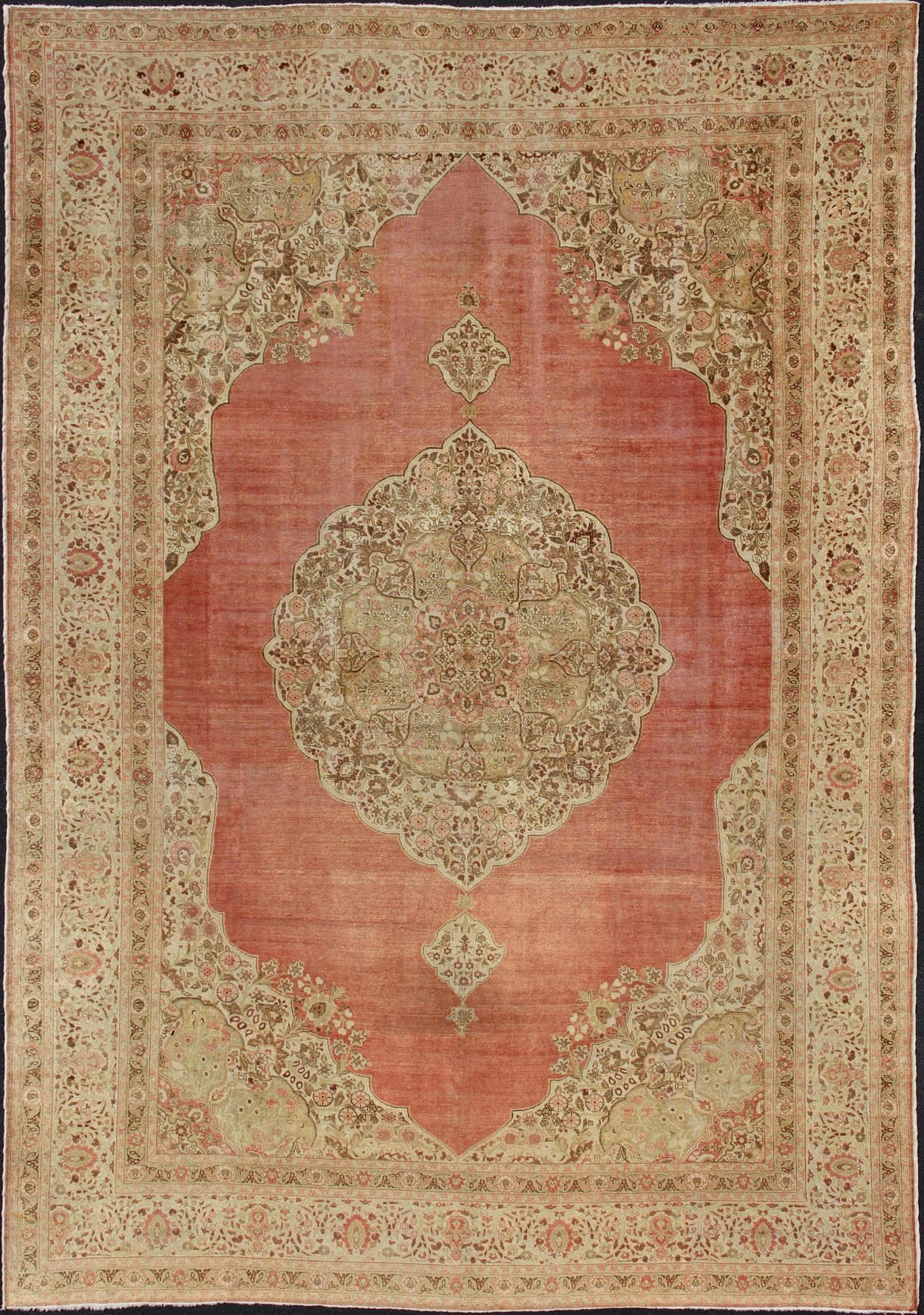Large antique Turkish Sivas rug with Medallion design in pink red, salmon, light yellow green, and light brown highlights. Keivan Woven Arts / rug 16 - 0903, country of origin / type: Turkey / Sivas, circa Early - 20th century. Measures: 12'8 x 17'6. ... - Keivan Woven Arts16 - 0903 - 7699Rug