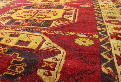 Antique Turkish Kersheihr Medallion Area Runner in Red and Gold Measures: 4'8 x 9'2 This stunning antique Turkish Kersheihr was beautifully handcrafted during the early part of the 20th century. A regal sub - geometric design and five... - Keivan Woven Arts16 - 0909 - 7997Rug