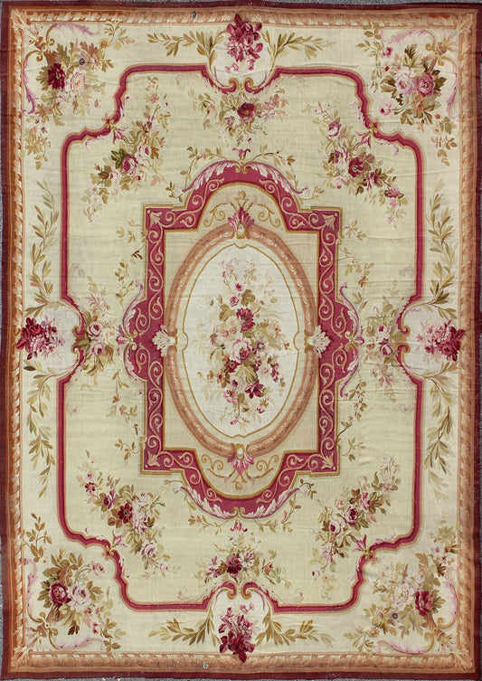 Antique Aubusson carpet with romantic rose bouquets in shades of red and pink, rug 16 - 1105, country of origin / type: Europe / Aubusson, circa 1870 This elegant antique Aubusson carpet is a resplendent example of the lush architectural style and... - Keivan Woven Arts16 - 1105 - 8702