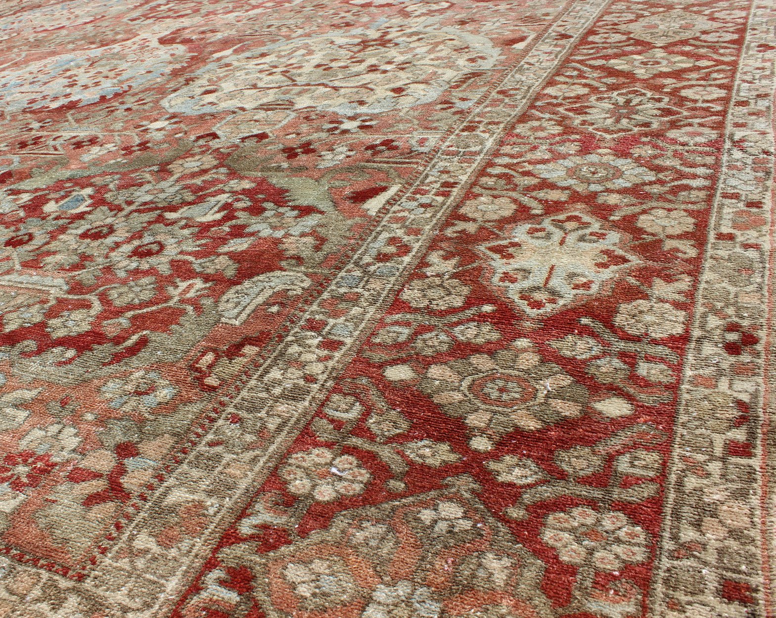 Antique Persian Large Bakhtiari Rug with Tiered Sub - Geometric Medallions. Antique Persian Bakhtiari rug with tiered sub - geometric medallions and motifs. Keivan Woven Arts / rug 17 - 0101, country of origin / type: Iran / Bakhtiari, circa 1920 ... - Keivan Woven Arts17 - 0101 - 8301