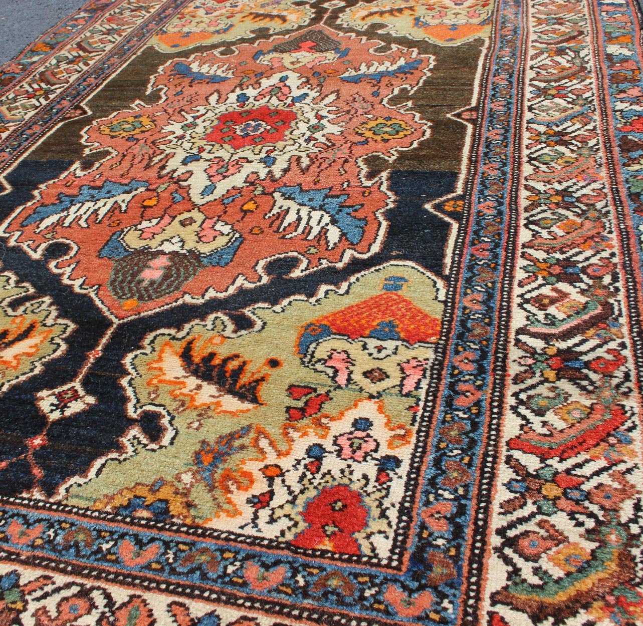 Antique Malayer rug from Persia with medallion and decorated cornices, rug 19 - 0403, country of origin / type: Iran / Malayer, circa 1910 This beautiful antique Malayer rug from Persia features a unique medallion design, the central field is fram... - Keivan Woven Arts19 - 0403 - 2724Rug