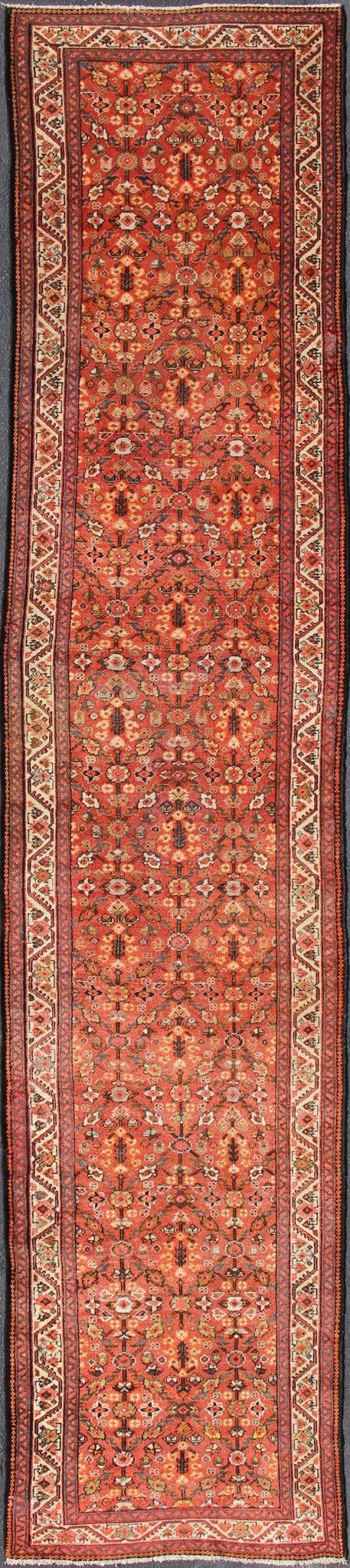Antique Persian Sultanabad Persian runner with geometric design in red and Orange, rug 19 - 0408, country of origin / type: Iran / Sultanabad, circa 1920 This vintage Persian Sultanabad Mahal runner, circa early 20th century, relies heavily on exq... - Keivan Woven Arts19 - 0408 - 11285Rug