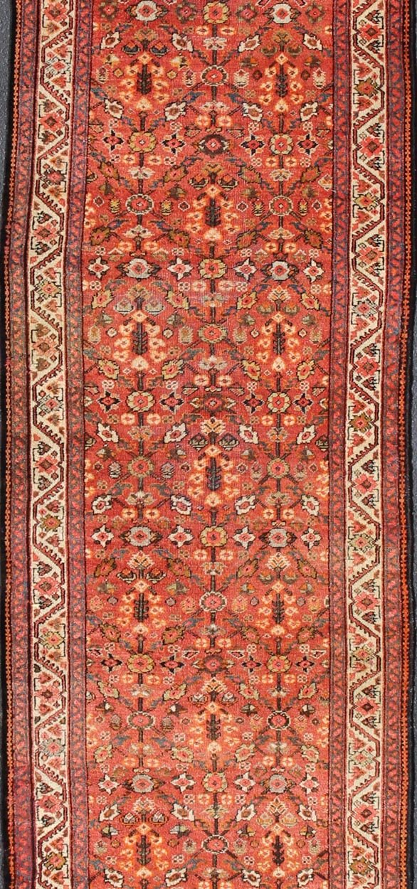 Antique Persian Sultanabad Persian runner with geometric design in red and Orange, rug 19 - 0408, country of origin / type: Iran / Sultanabad, circa 1920 This vintage Persian Sultanabad Mahal runner, circa early 20th century, relies heavily on exq... - Keivan Woven Arts19 - 0408 - 11285Rug