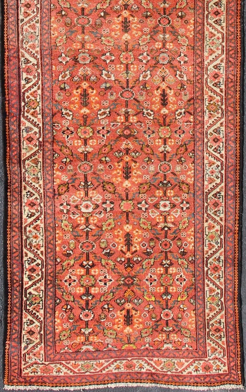 Antique Persian Sultanabad Persian runner with geometric design in red and Orange, rug 19 - 0408, country of origin / type: Iran / Sultanabad, circa 1920 This vintage Persian Sultanabad Mahal runner, circa early 20th century, relies heavily on exq... - Keivan Woven Arts19 - 0408 - 11285Rug