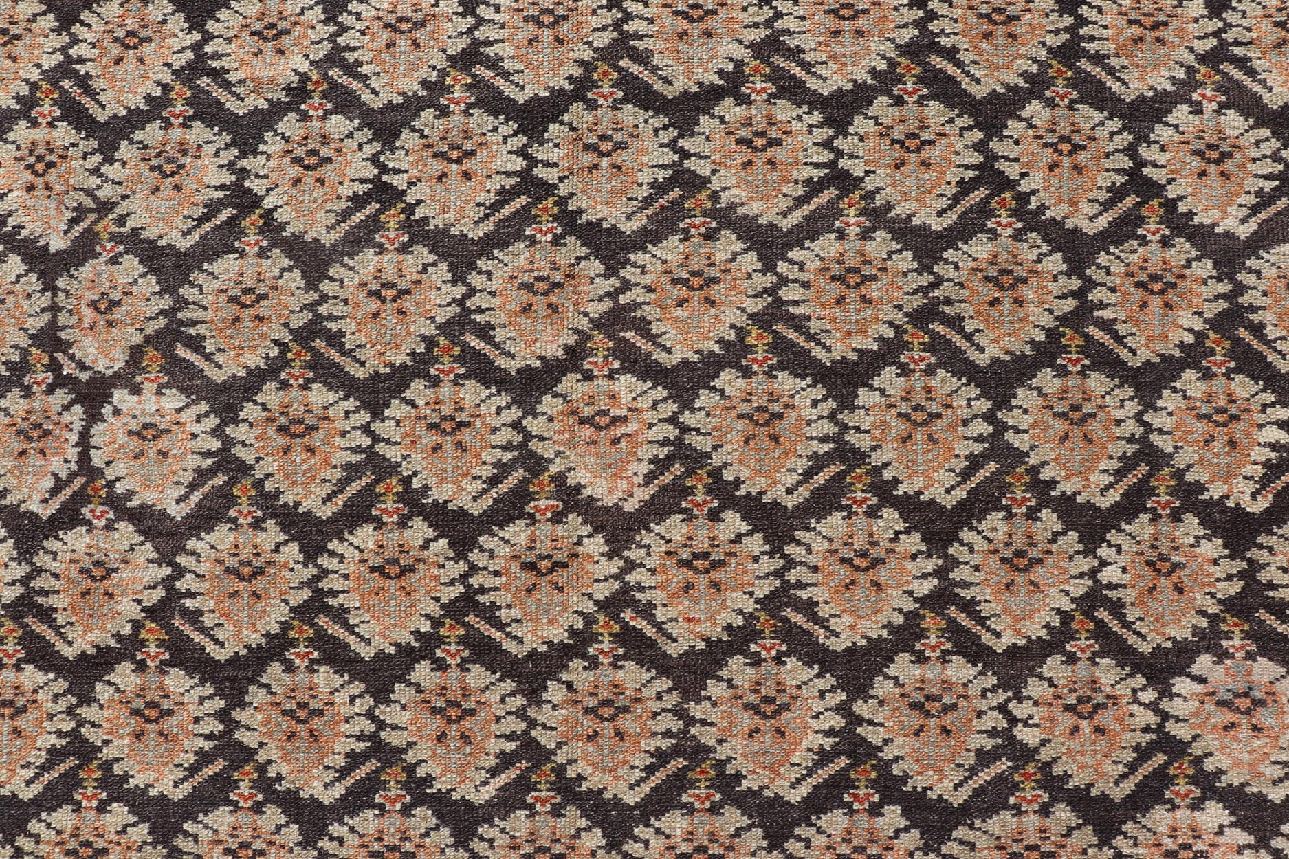 Red and blue Persian Sultanabad Mahal Antique rug with small - scale all - over Design. Keivan Woven Arts / rug 19 - 0501, country of origin / type: Iran / Sultanabad Mahal, circa 1920 Measures: 10'3 x 15'2 - Keivan Woven Arts19 - 0501 - 15477 - G - 2708Rug