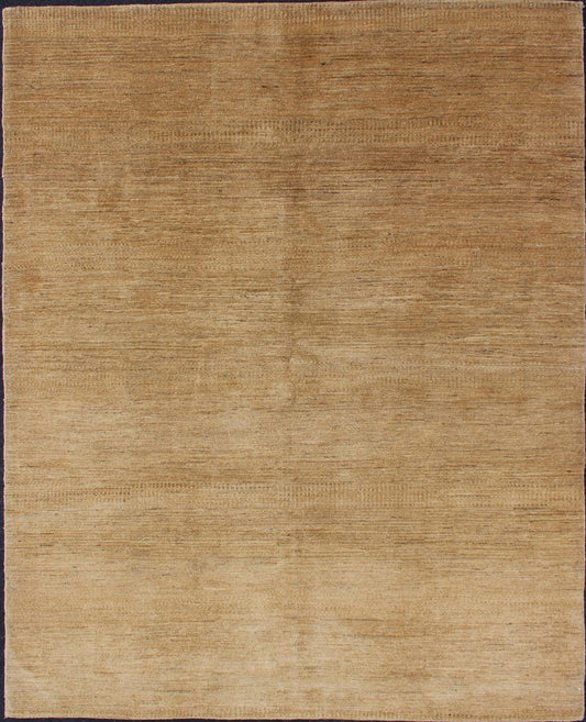 Nepalese Modern Rug in Variegated Sand Colors - 63 81, rug 19 - 0829, country of origin / type: Nepal / Modern kwarugs This Tibetan rug from Nepal features a modern all - over design of variegated shades of sand. Measures: 6'3 x 8'1 - Keivan Woven Arts19 - 0829 - 1907