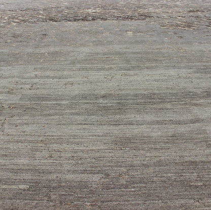 Finely Woven Wool and Silk Modern Rug from Nepal by Keivan Woven Arts Rug 19 - 0837, Keivan Woven Arts / country of origin / type: Nepal / Modern This Tibetan rug, made in Nepal was woven with wool and silk and features a modern design rendered in... - Keivan Woven Arts19 - 0837 - 11689Rug