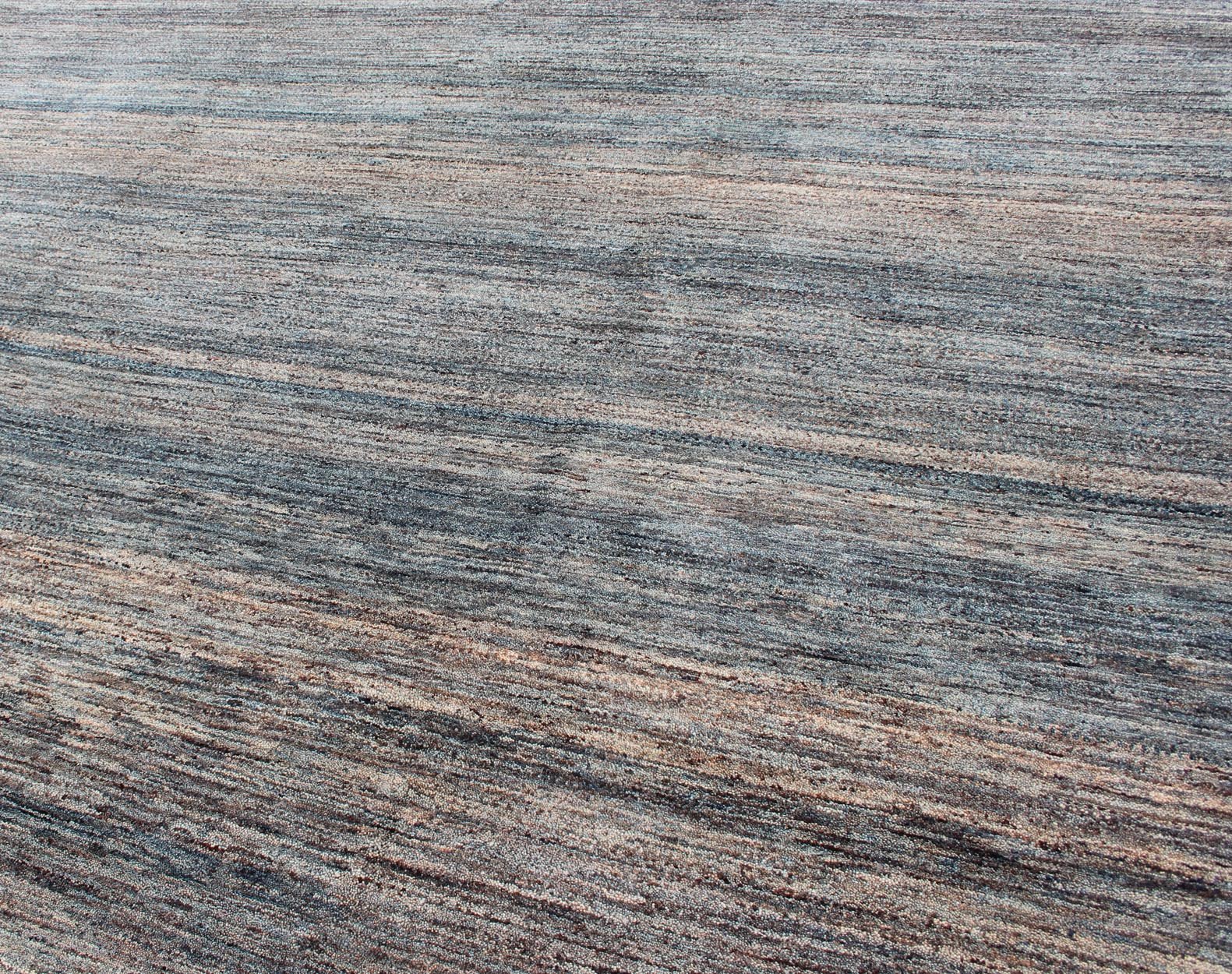 Fine Modern Rug in Variegated Design by Keivan Woven Arts. Modern Rug, rug 19 - 0838, Keivan Woven Arts country of origin / type: Afghanistan / Modern Design Rug Measures: 8' x 10'2 This finely woven rug displays a modern and minimalist design with... - Keivan Woven Arts19 - 0838 - 11723Rug