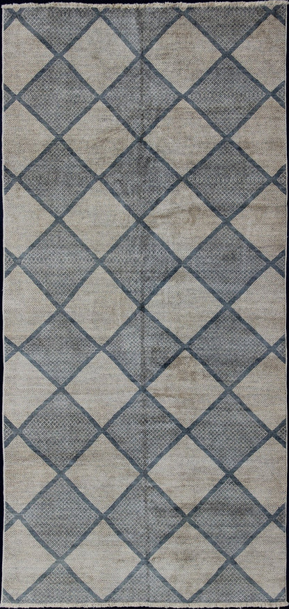 Large Gallery Rug in Modern Diamond Design in Blue - Green and Cream Keivan Woven Arts - Large Tribal Gallery rug with all - over Diamond design in cream and blue, gray Green, Keivan Woven Arts . rug 1912 - 284, country of origin / type: Afghan / Triba... - Keivan Woven Arts1912 - 284 - 12333Rug