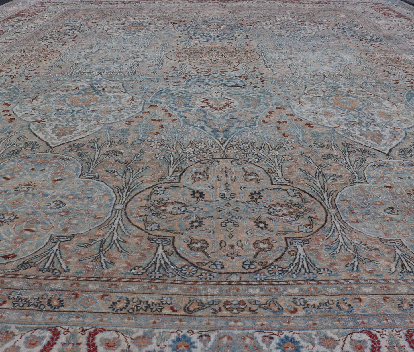 Fine Antique Persian Khorassan Rug with Stretched Palmettes and Vining Flowers. Large Antique Persian Khorassan Rug with All - Over Palmettes and Vining Flowers. Keivan Woven Arts / rug 21205, country of origin / type: Iran / Khorassan, circa 1920. Me... - Keivan Woven Arts21205 - 157Rug