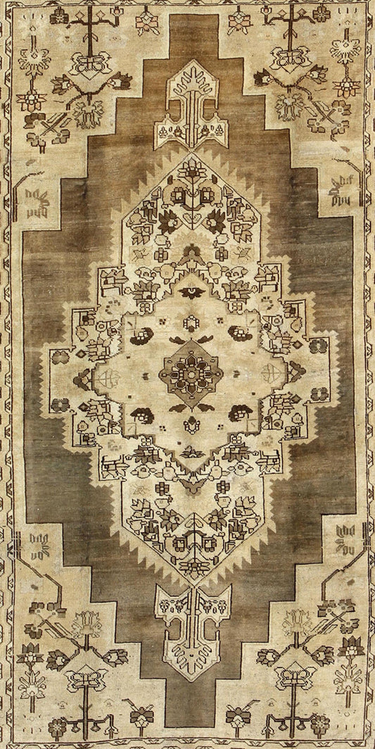 Turkish Oushak Rug with Layered Sub-Geometric Vintage in Shades of Brown & Cream kwarugs
 
 
 
 Layered medallion sub-geometric vintage Turkish Oushak rug in shades of brown and cream, rug tu-vey-3284, country of origin / type: Turkey / Oushak, circa 1...